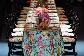 decoración colorida de mesas