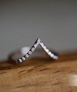 anillo minimalista 16