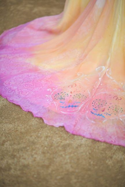 DETALLE DE VESTIDO