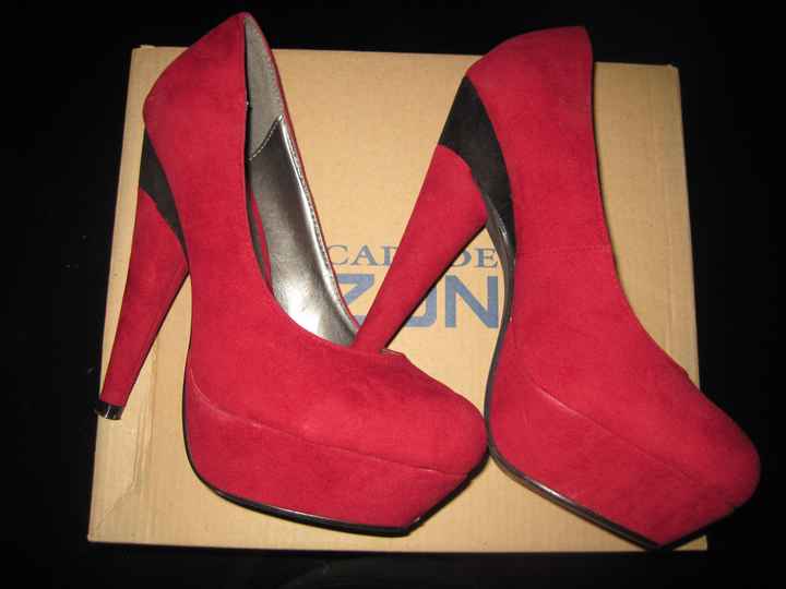 Zapatillas rojas 2