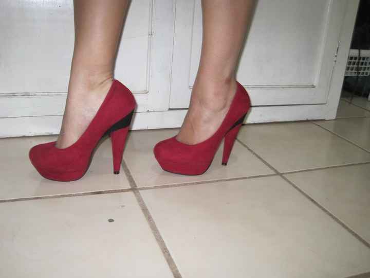 Zapatillas rojas 3