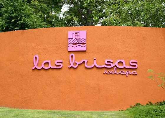 Las Brisas Ixtapa
