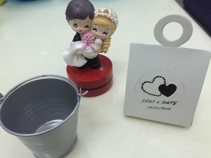 Que compras han hecho en ligthinthebox o en jjshouse? - 1