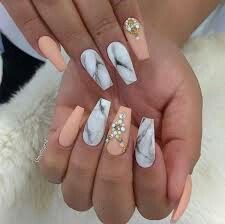  Como prefieren las uñas para su gran dia.? - 17