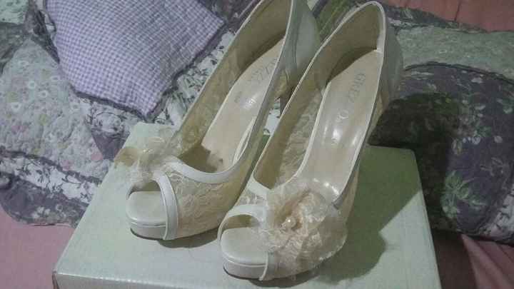 Cual fue su primer compra??? yo vestido y zapatos!! - 1