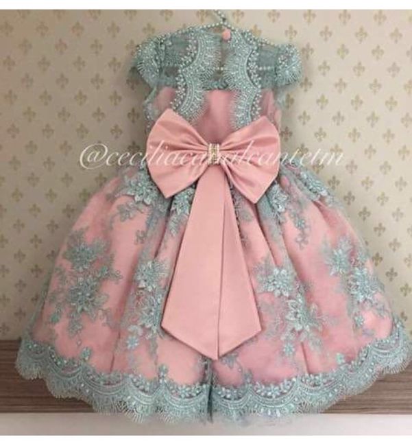 Vestidos de la pajesita y niñas de recuerditos💍💏❤😍. 10