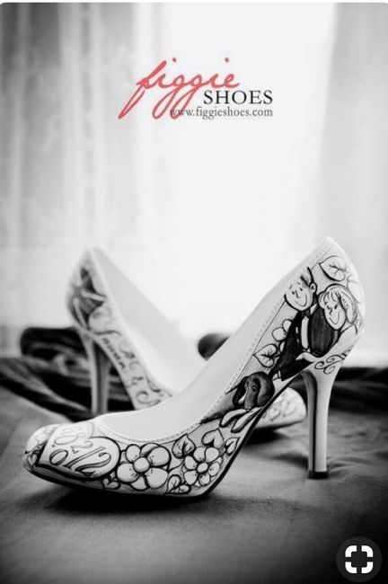 Unos zapatos un tanto diferentes - 11