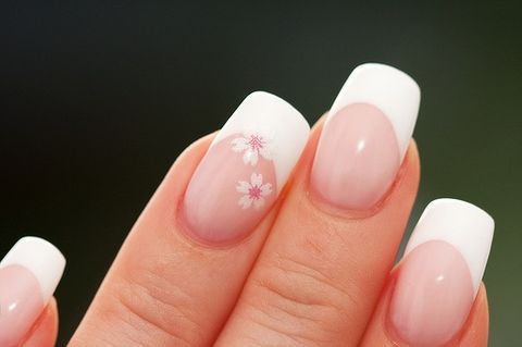 Manicura francesa para el gran día - 25