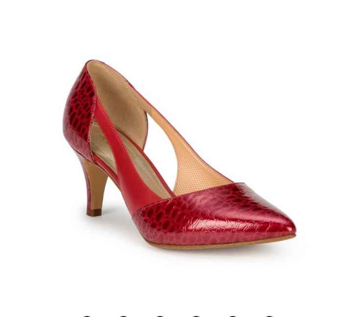  Zapatillas y vestido - 2