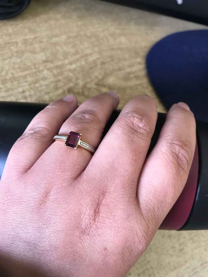  Anillo de compromiso... - 1