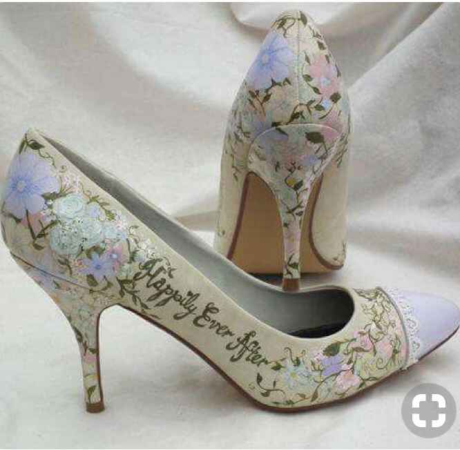 Unos zapatos un tanto diferentes - 2