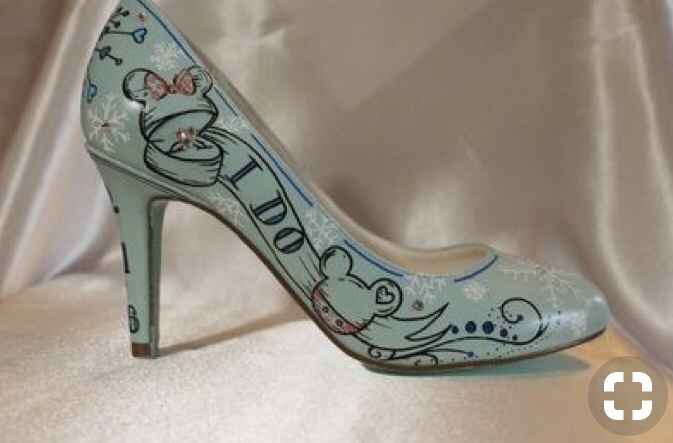 Unos zapatos un tanto diferentes - 3
