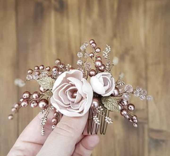 Tocados para novias en tonalidades rosas - 10