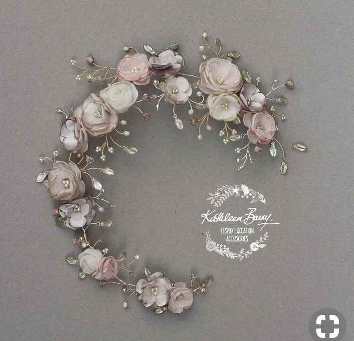Hermosos tocados en rose gold - 2