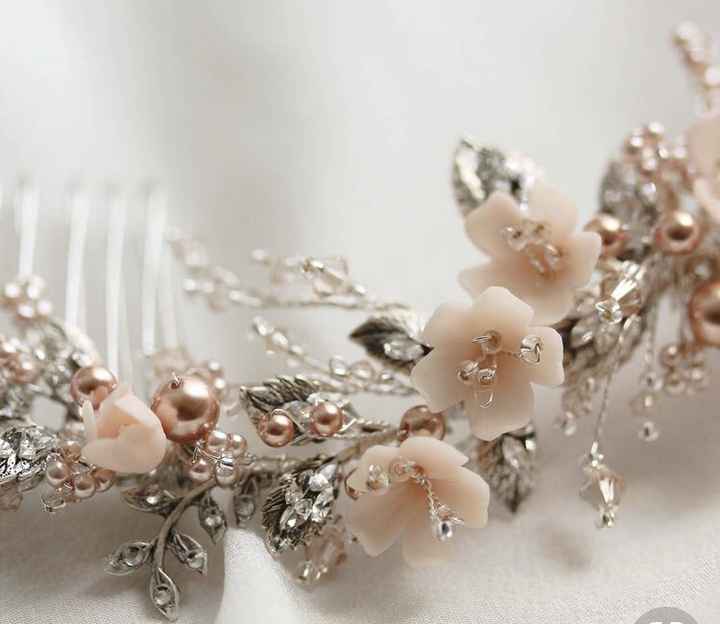 Hermosos tocados en rose gold - 3