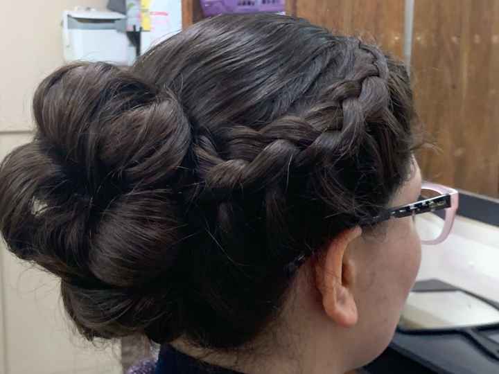 Peinado y maquillaje para el día b - 4