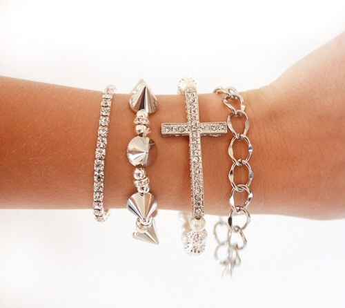 Accesorios lindos para es día 🎀👠💅 - 3