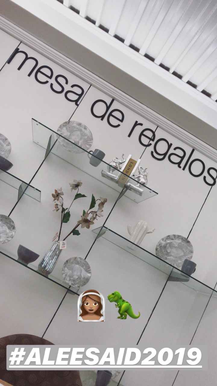 Mesa regalos Sears México y Target - 2