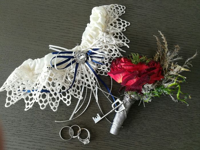 Boutonniere, varios estilos 18