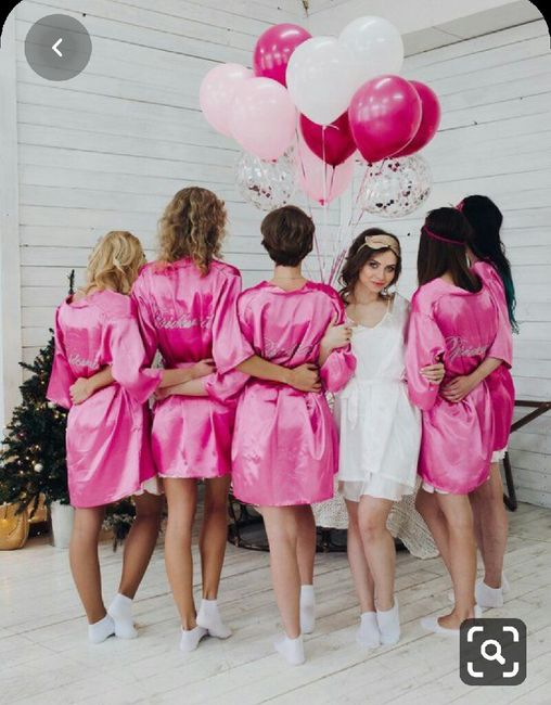 En bata con las damas! 7