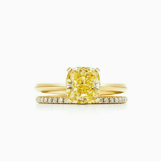 Colores: anillos con piedras amarillas 2
