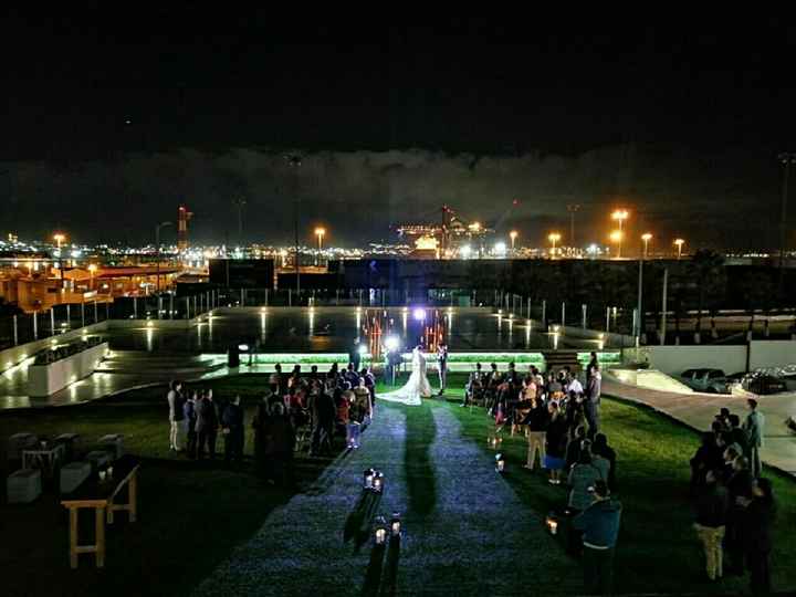 Muestranos tu foto favorita durante la ceremonia religiosa o civil!! - 1