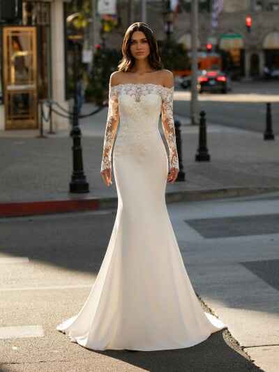 Pronovias 2021 - Hollywood - 23