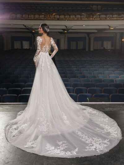 Pronovias 2021 - Hollywood - 26