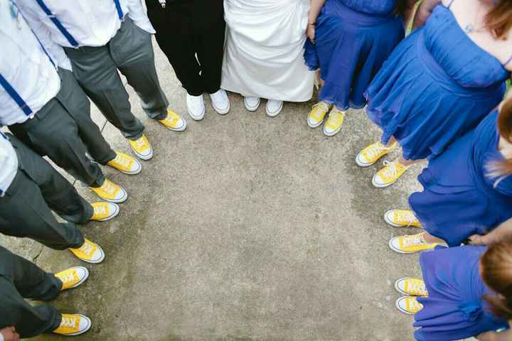 Colores: converse amarillos para la corte - 1