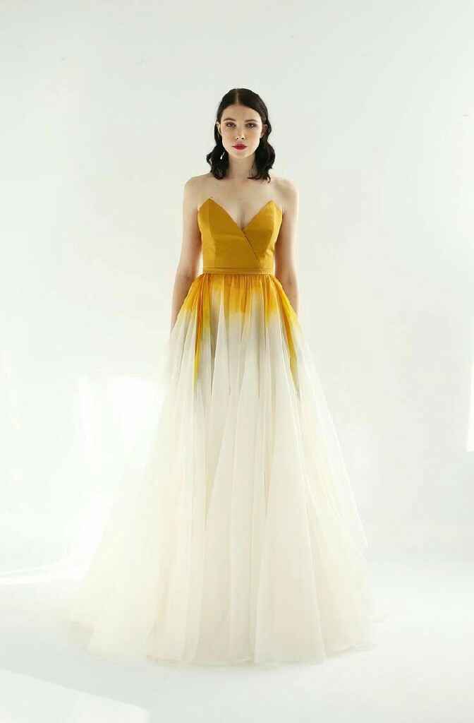 Colores: vestidos de novia con toques amarillos - 4