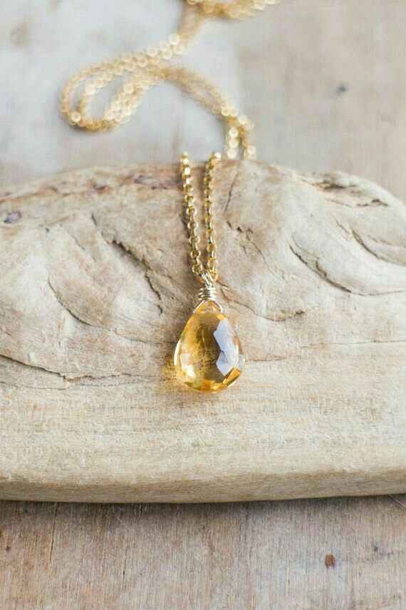 Colores: collares en amarillo - 3