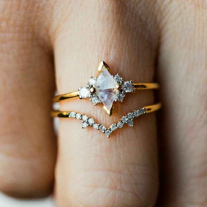 Anillo de compromiso de la familia ... No es mi estilo. - 2