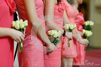 Las damas de honor con ramo? - 4