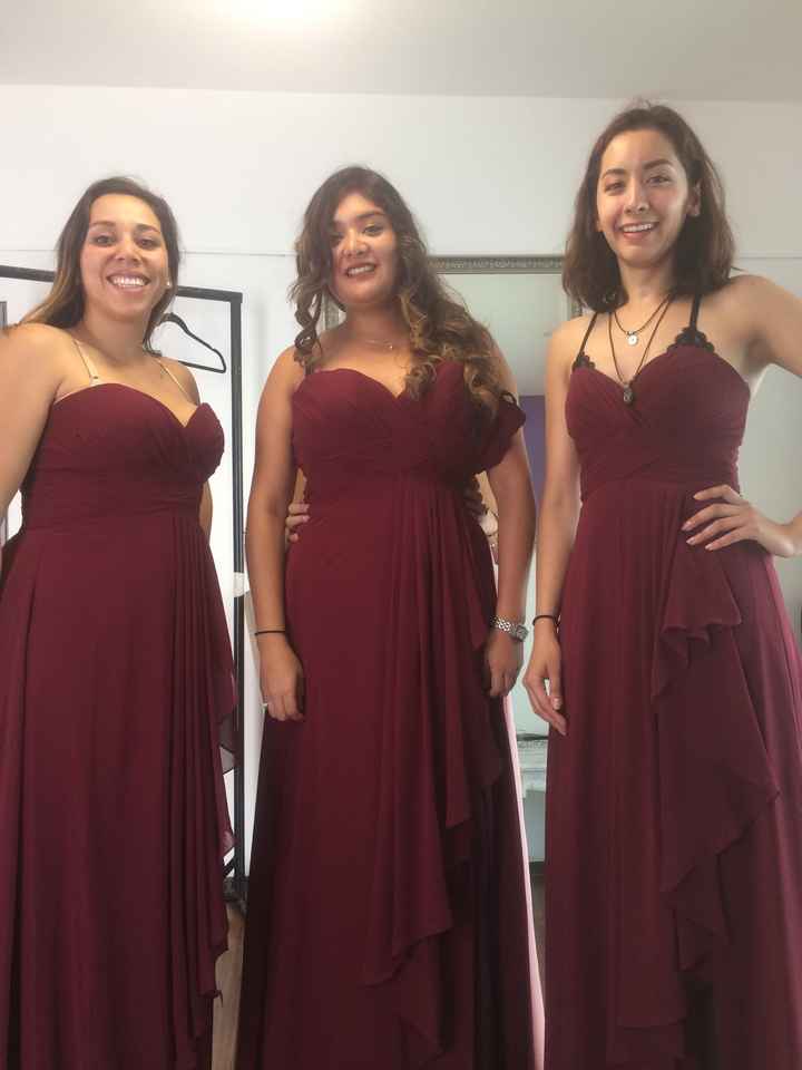 Combinaciones en colores vino, negro y dorado - 3