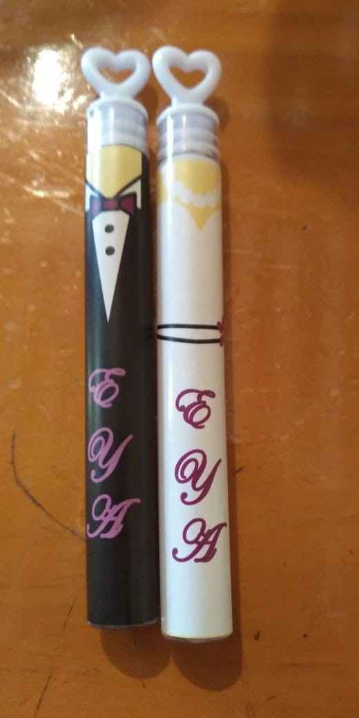 Y así más o menos quedarán las burbujas, aún falta ponerle el velo al de la novia :)