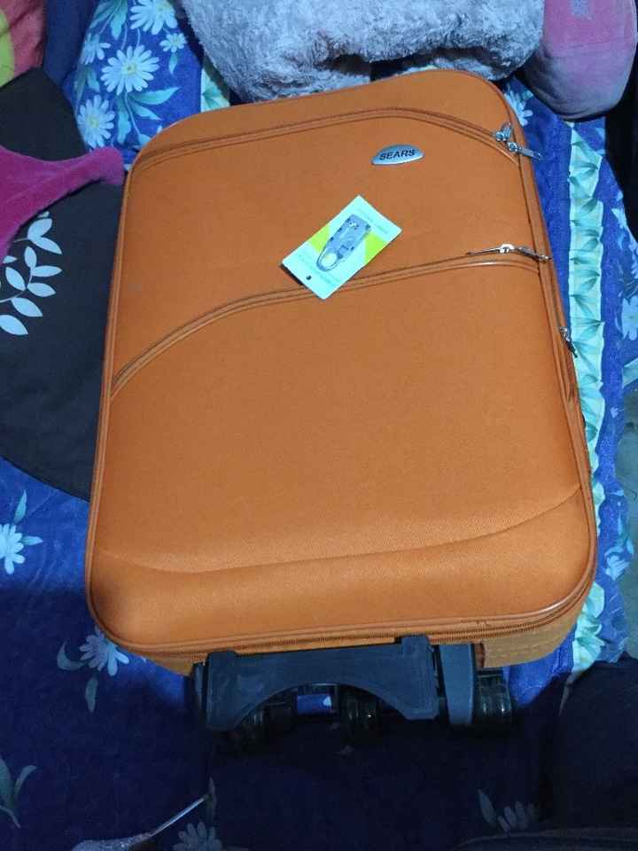 Mi maleta de mesa de regalos 