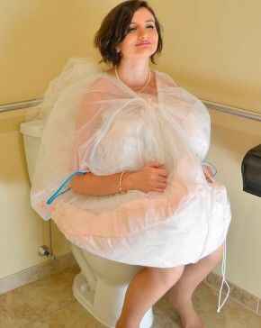 Como ir al baño con el vestido de novia (resuelto) - 4