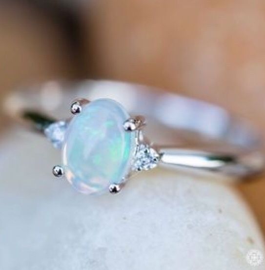 Anillos de compromiso: ópalo 7