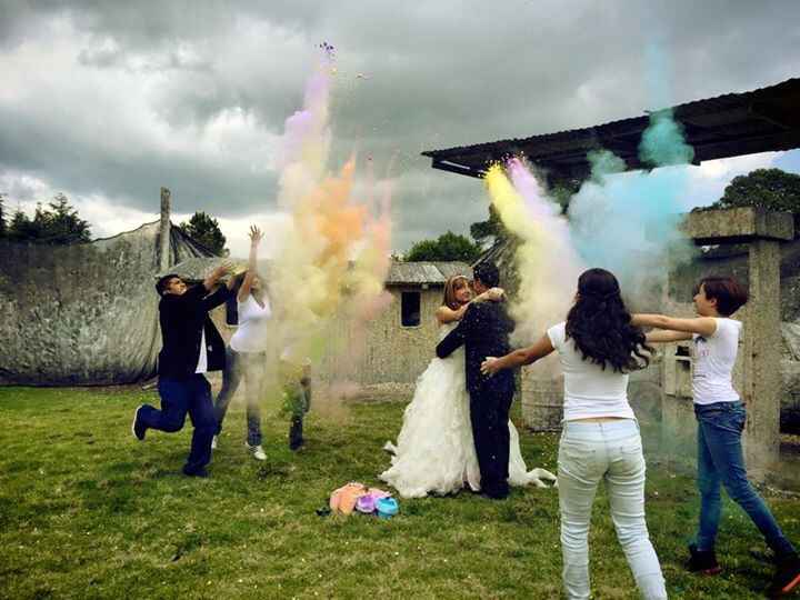 Mi trash the drees! - 2