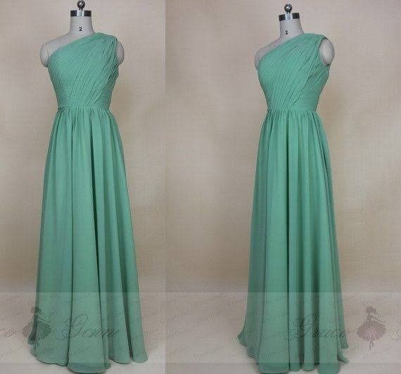 Damas con vestido color JADE 🌟 2