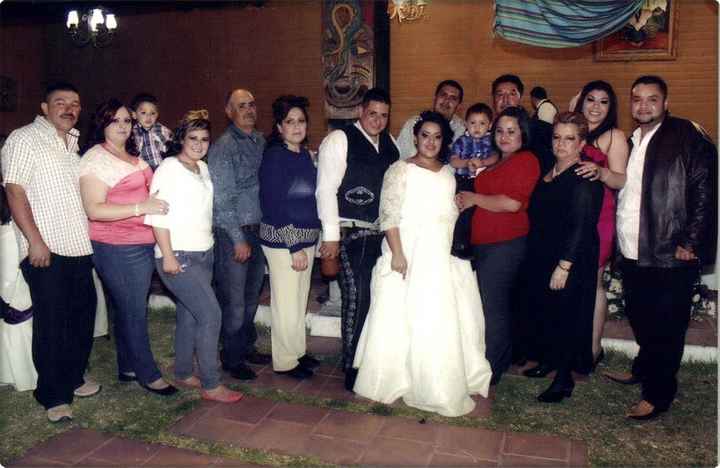 Nuestra Familia 
