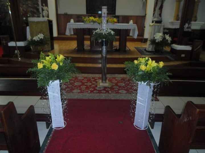 Decoración de iglesia en amarillo ⛪🌈 - 2