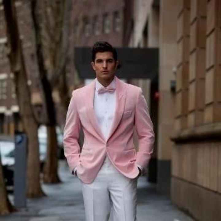 Trajes para los best man en rosa - 1