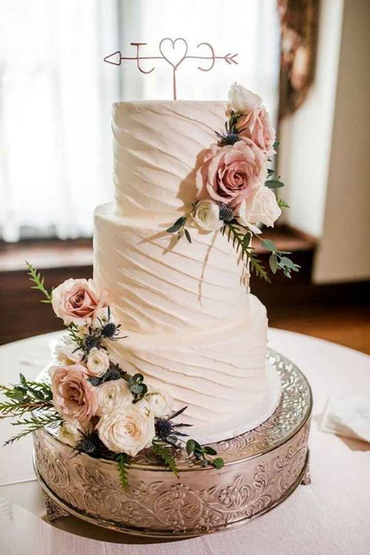 Pasteles con detalles rosas 🍰 - 10