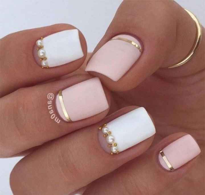 Uñas en tonos claritos 💅🏻 - 2