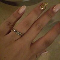 Presumaan sus bellos anillos!! - 1