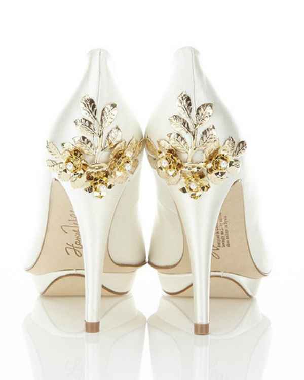 Mis zapatos favoritos son... - 1