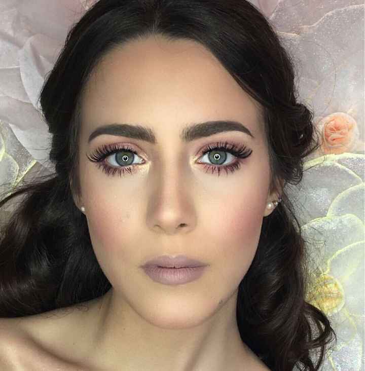 Mi maquillaje favorito es... - 1