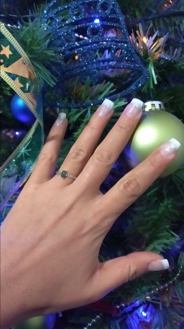 Hubiera elegido otro anillo de compromiso: ¿V o F? 21