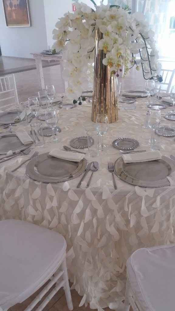 mantel de pétalos ivory o perla